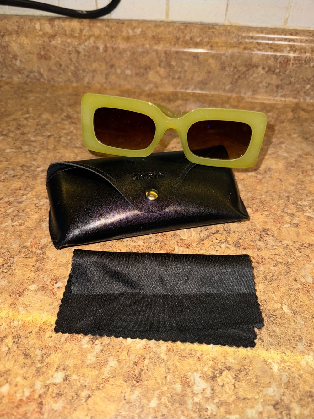 SHEIN Green Rectangular Sunglasses Brown Tinted Lenses with Case & Cloth